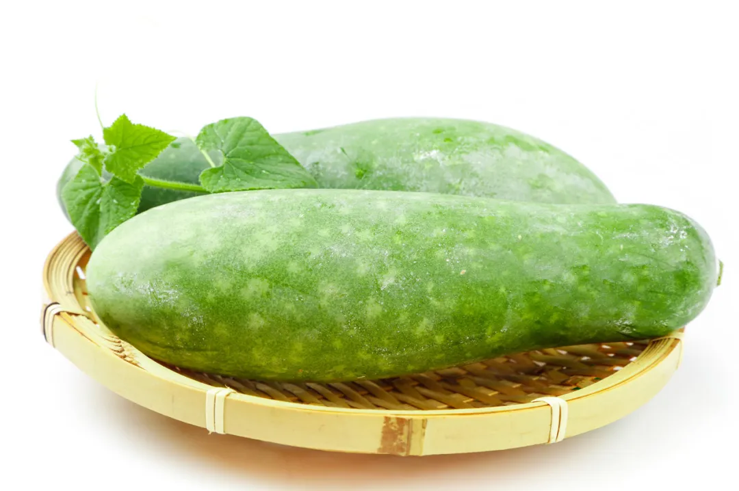 这种“报恩”蔬菜不吃真的亏了！热量超级低，含水量高达97%！