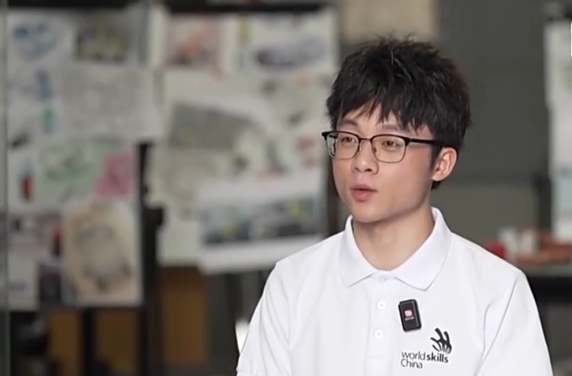 他用一款游戏鼠标夺下中国队首金！