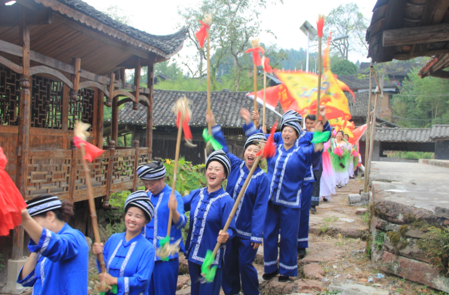 古丈縣紅石林鎮(zhèn)：讓游客沉浸式體驗“非遺大展”