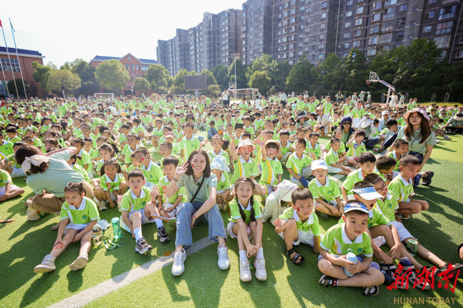 湘府英才小学科技节盛宴：童心探秘未来，科技种子萌发