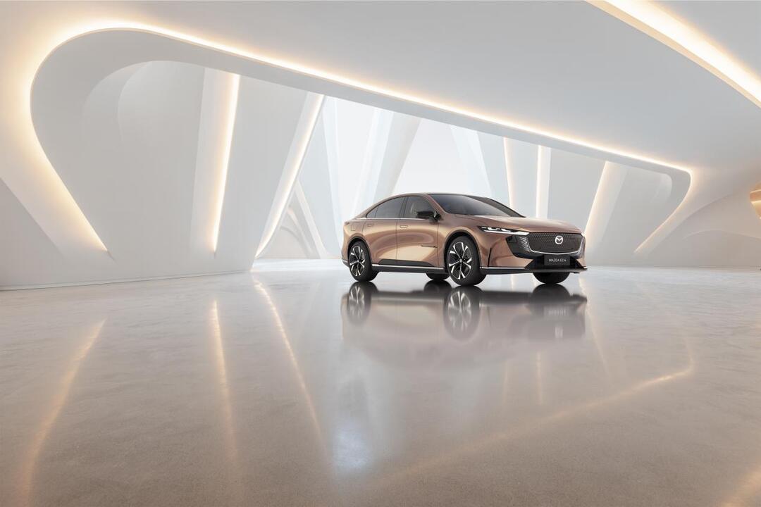 16-20万，长安马自达MAZDA EZ-6开启预售