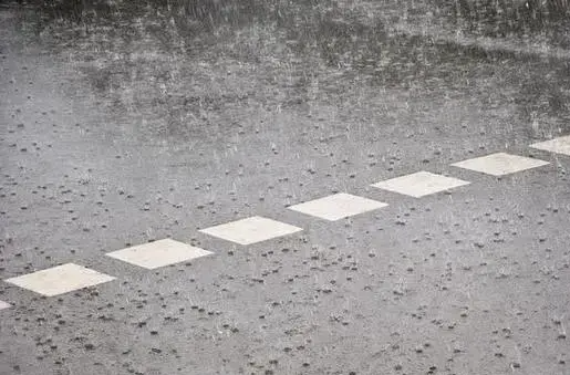 中央气象台：西南地区多阴雨天气 弱冷空气影响东北