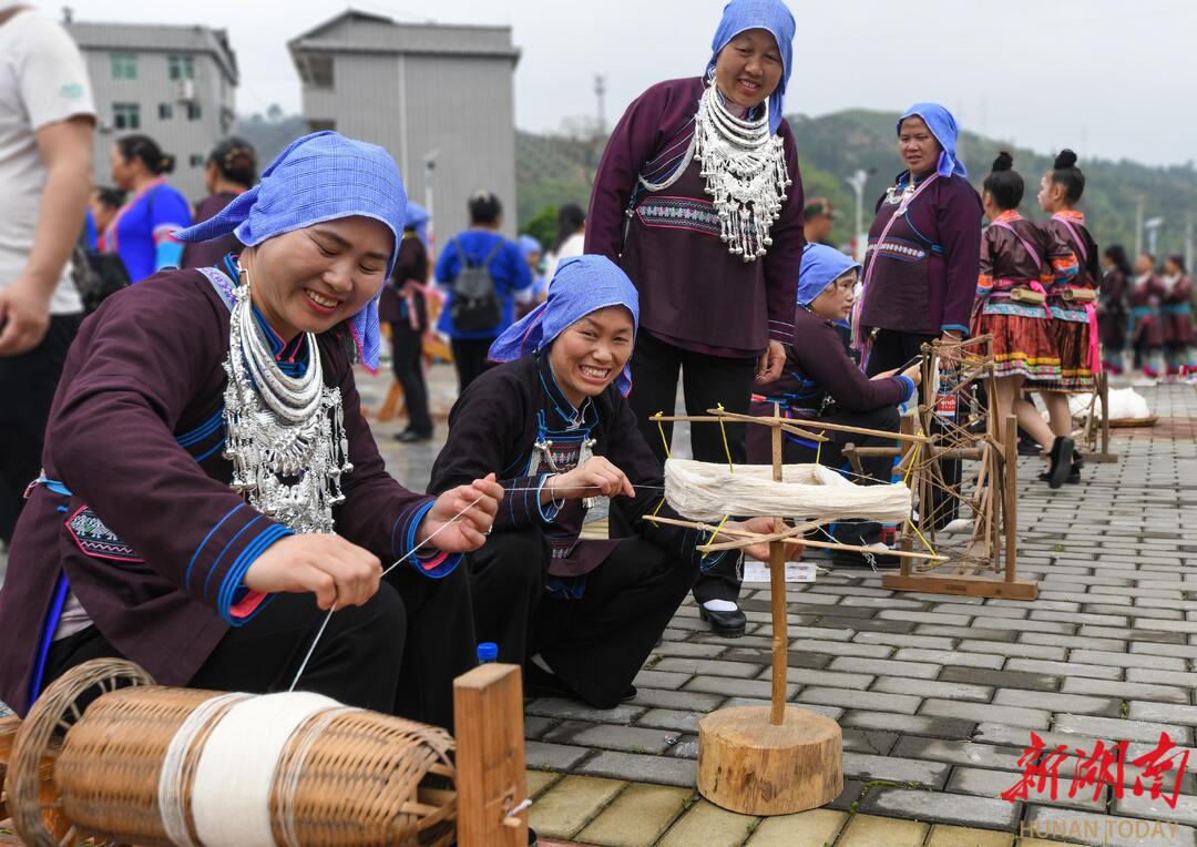 美图·通道70年|七彩侗乡①:非遗侗锦 - 怀化 - 新湖南