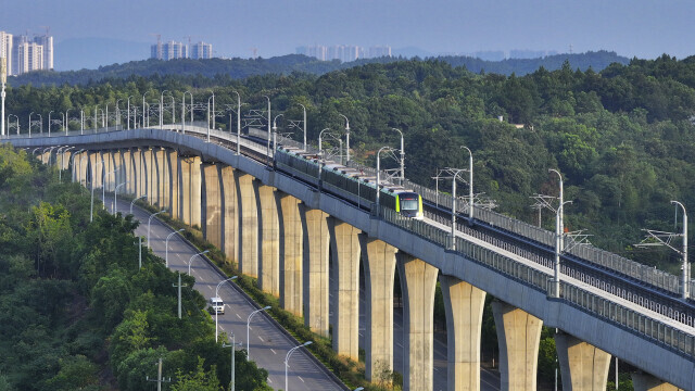 長株潭建設(shè)“一廳一道一園一廊四張網(wǎng)”：三市一座城 活力都市圈