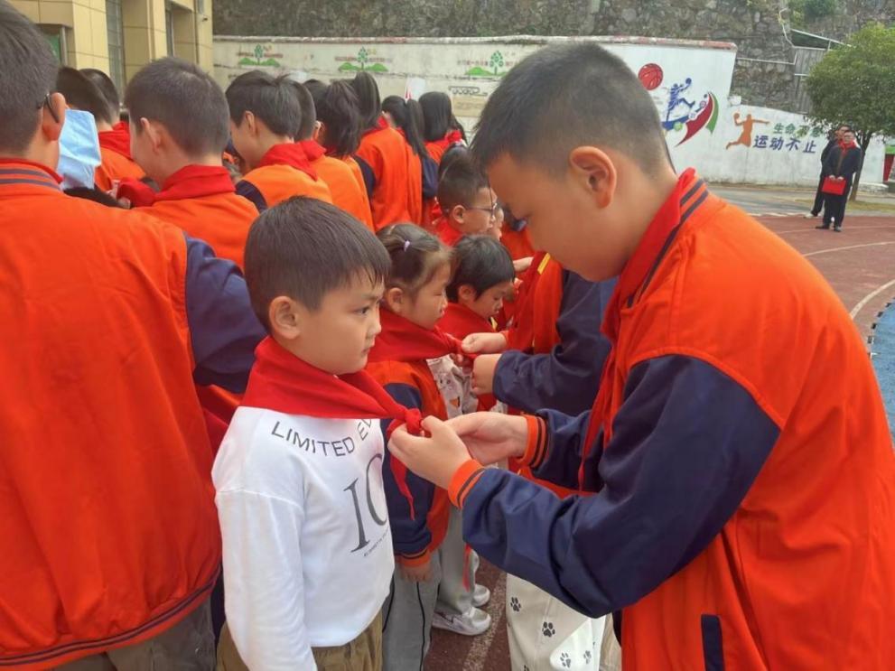 岳陽市云溪區(qū)岳化一小：賡續(xù)紅色血脈，爭做優(yōu)秀隊員