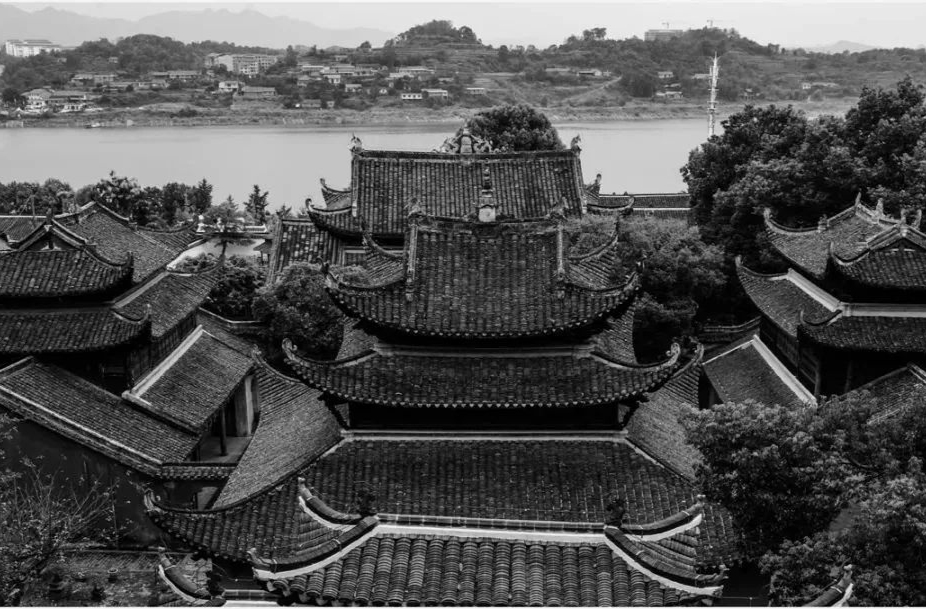 刘林，古城日月
