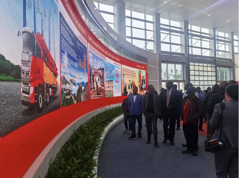 African Trade Unions Delegation Visits Hunan