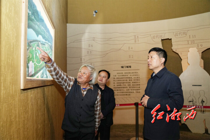 刘涛在龙山县调研时强调：深化区域协作做大特色产业 加快推动县域经济高质量发展