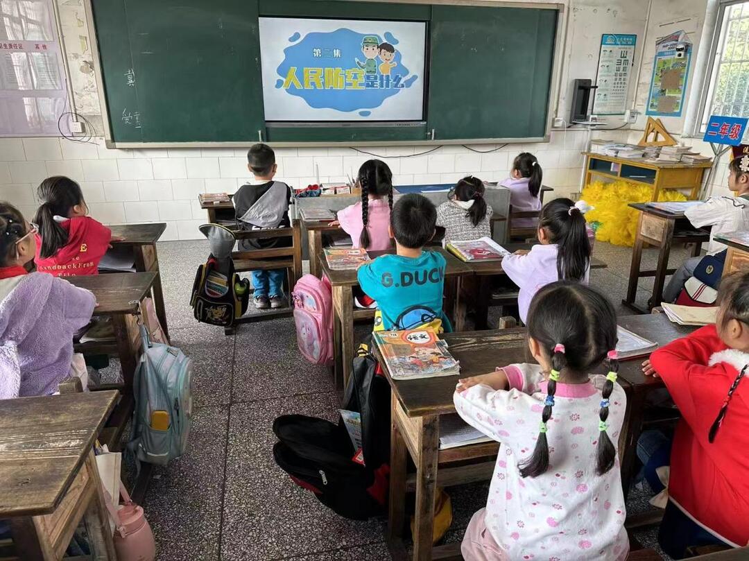 桃源县车湖垸中学国防课堂现场