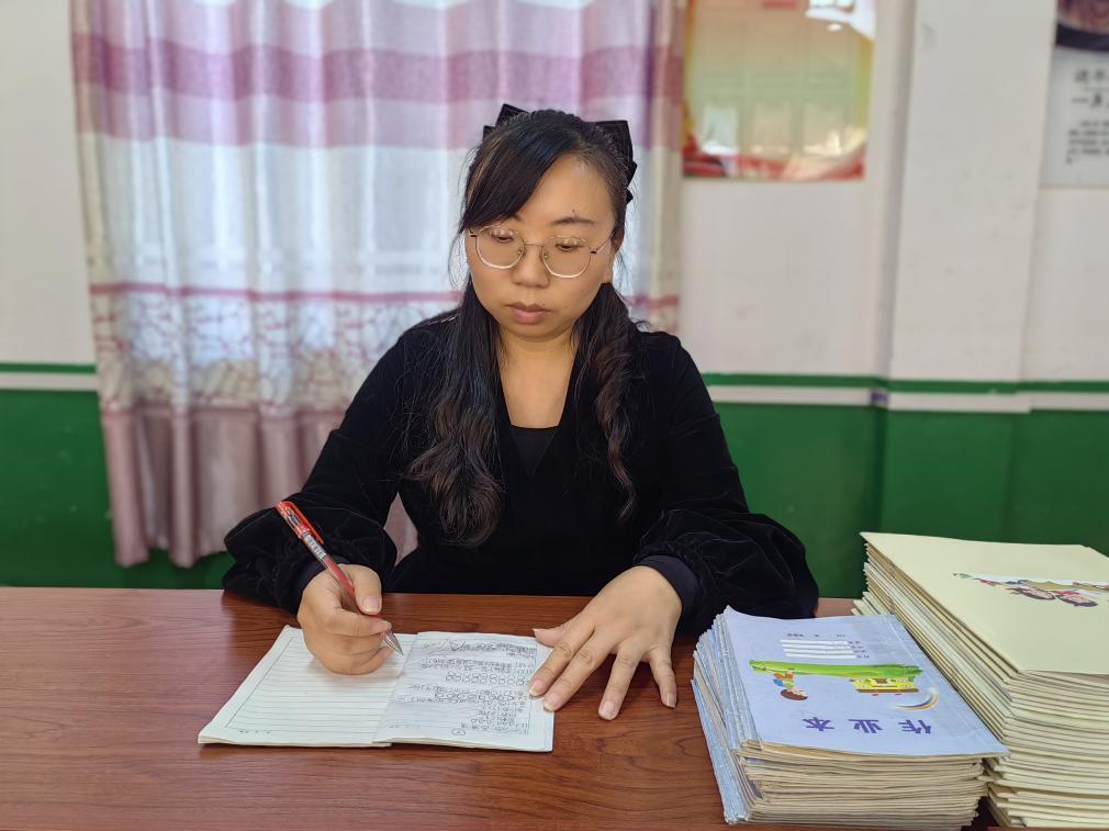 深耕教育沃土，绽放桃李芬芳