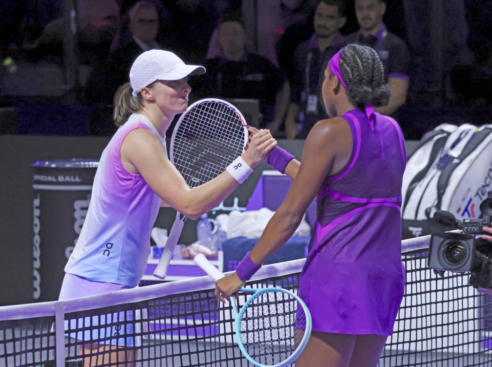 WTA Year-End Finals: Gauff defeats Sviatek to advance to semi-finals - News Directory 3