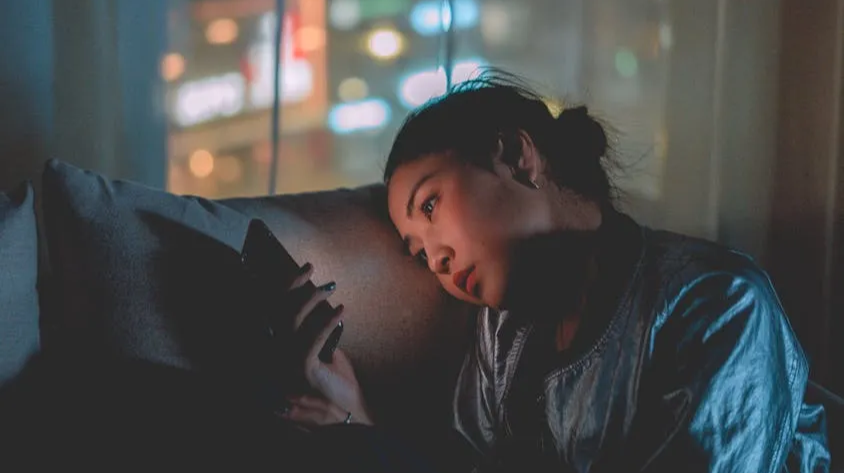 为什么短视频会越刷越累越空虚？