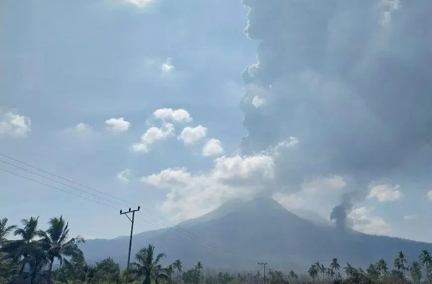 火山喷发，这地发布最高级别警戒！我总领馆紧急提醒：暂勿前往