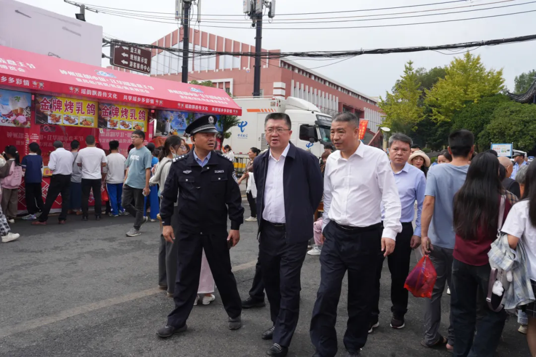 永州市公安局领导到江华督导检查瑶族盘王节安保维稳、调研大数据赋能基层警务实战等工作