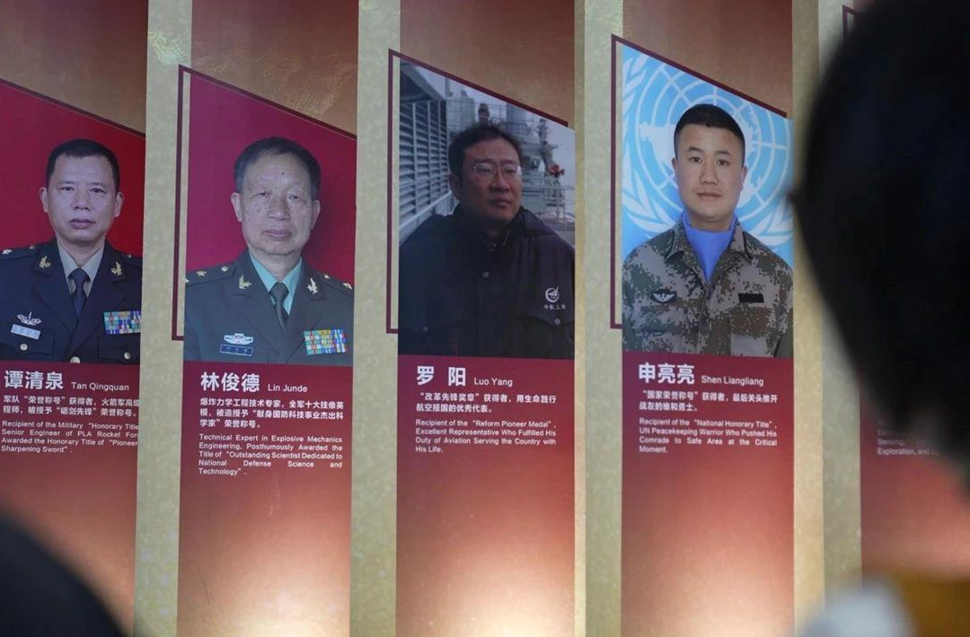 歼-35真的来了！多希望他能看见……