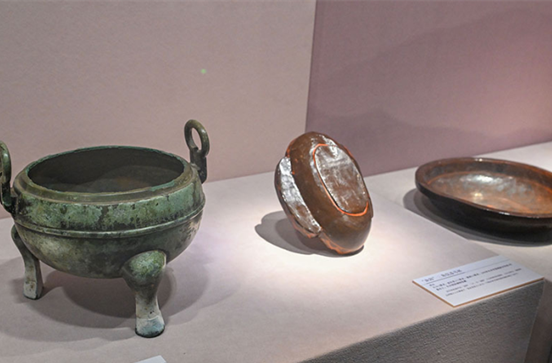 Exhibition of Hunan Historical Records and Cultural Relics Kicks off at Hunan Museum