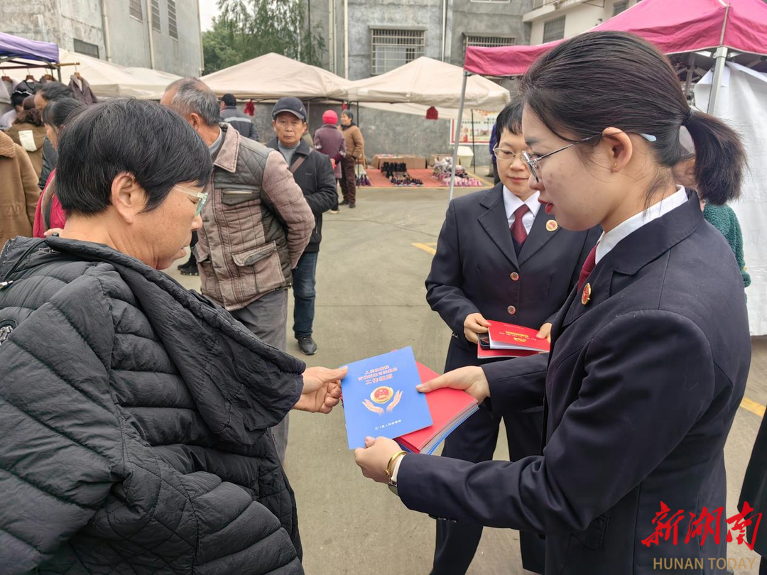 石门检察：普法宣传零距离，司法救助暖人心