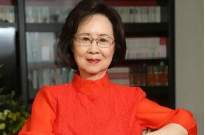 琼瑶走了，多位艺人发文悼念！3个月前她曾说：为衡阳人而骄傲