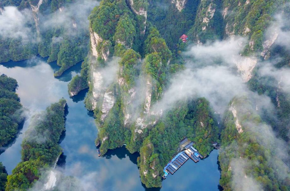 Zhangjiajie sees surge in inbound tourism