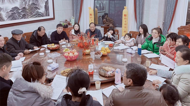 Beautiful Family in Hunan Sheds Light on Continuous Improvement in People's Lives, Nation's Development