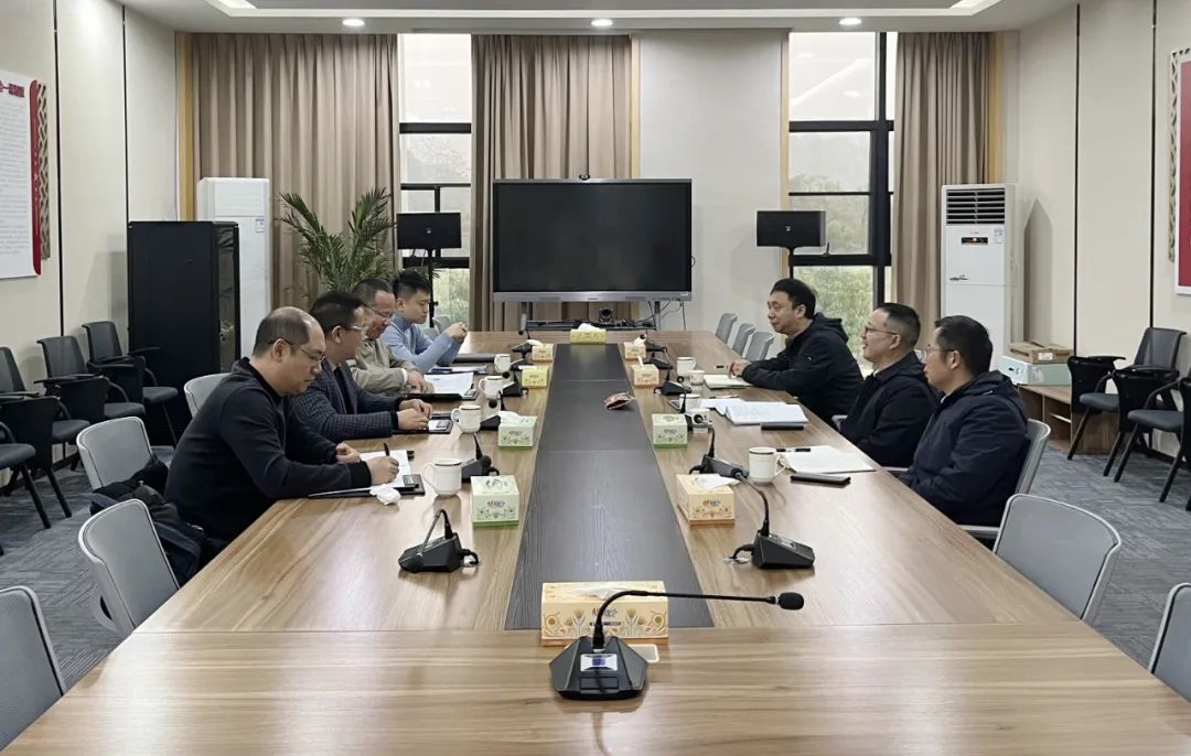 启源储能系统（深圳）有限公司吴启师一行来雨湖区考察