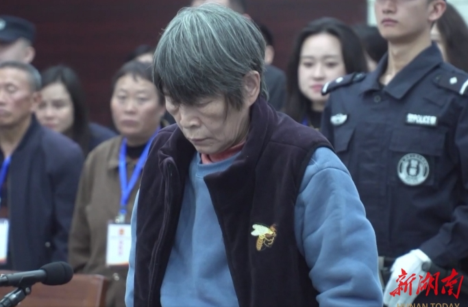 “人贩子”余华英重审二审死刑！受害者杨妞花：将带宣判结果回老家祭拜父母