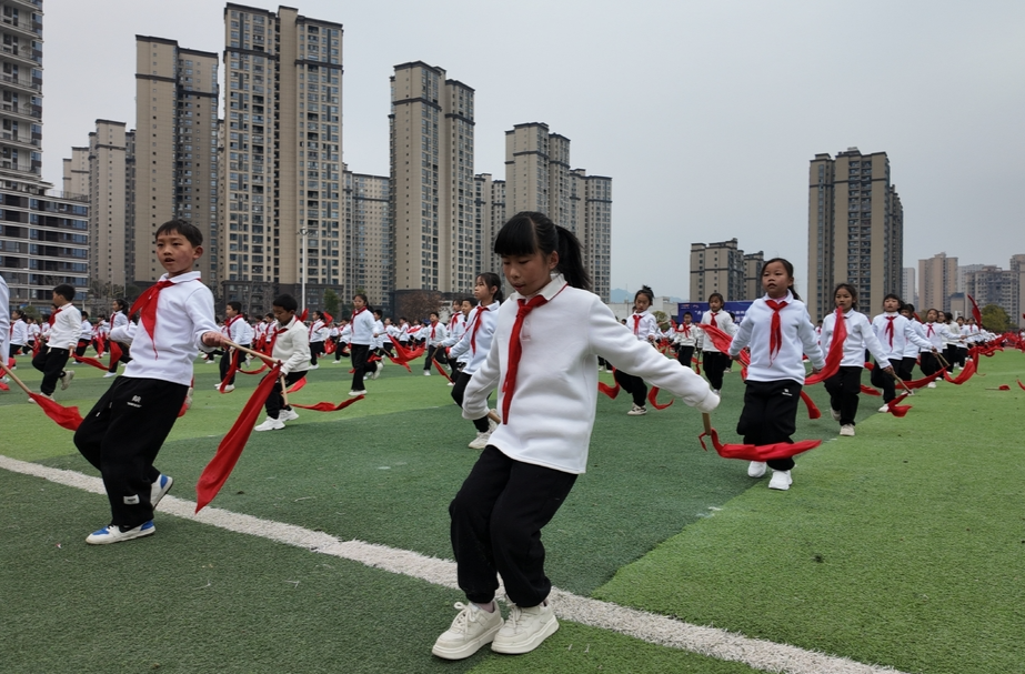 体育大课间，湘西州溶江小学玩出新花样