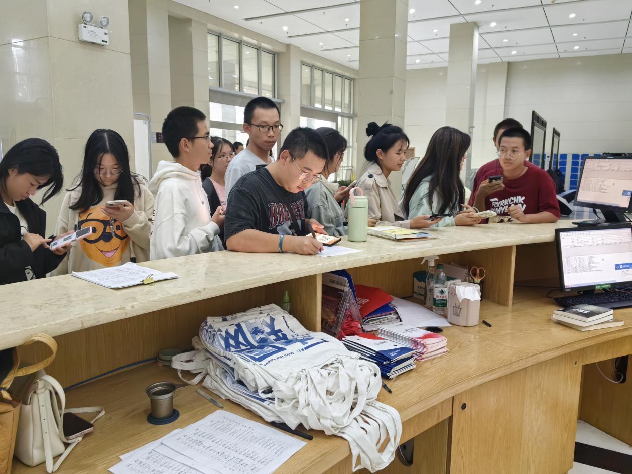 湖南交通職院圖書館開展閱讀推廣系列活動