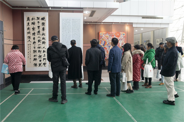 Fine Arts and Calligraphy Exhibition Opens at Hunan Cultural Center