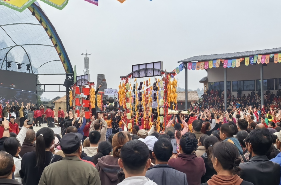 “村”IP帶動鄉(xiāng)村出圈@湖南日報(bào)要聞