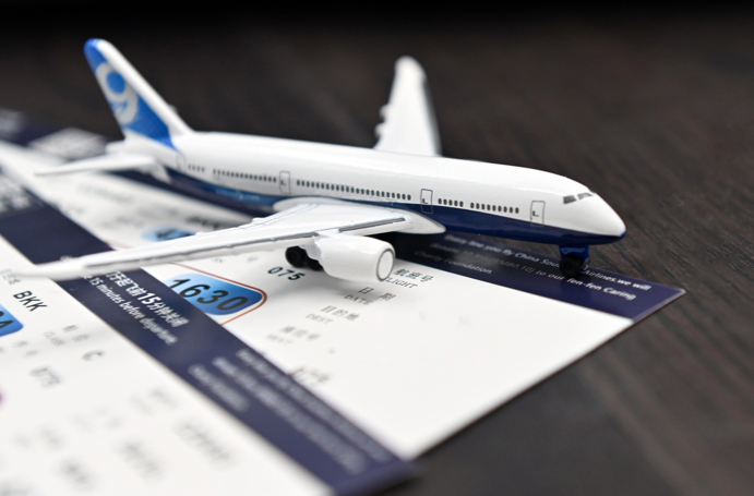 春运期间机票价格下降，最高降幅超7成！网友：马上安排