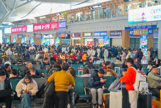 元旦假期，广铁加开这些方向列车 预计开行列车超2700列