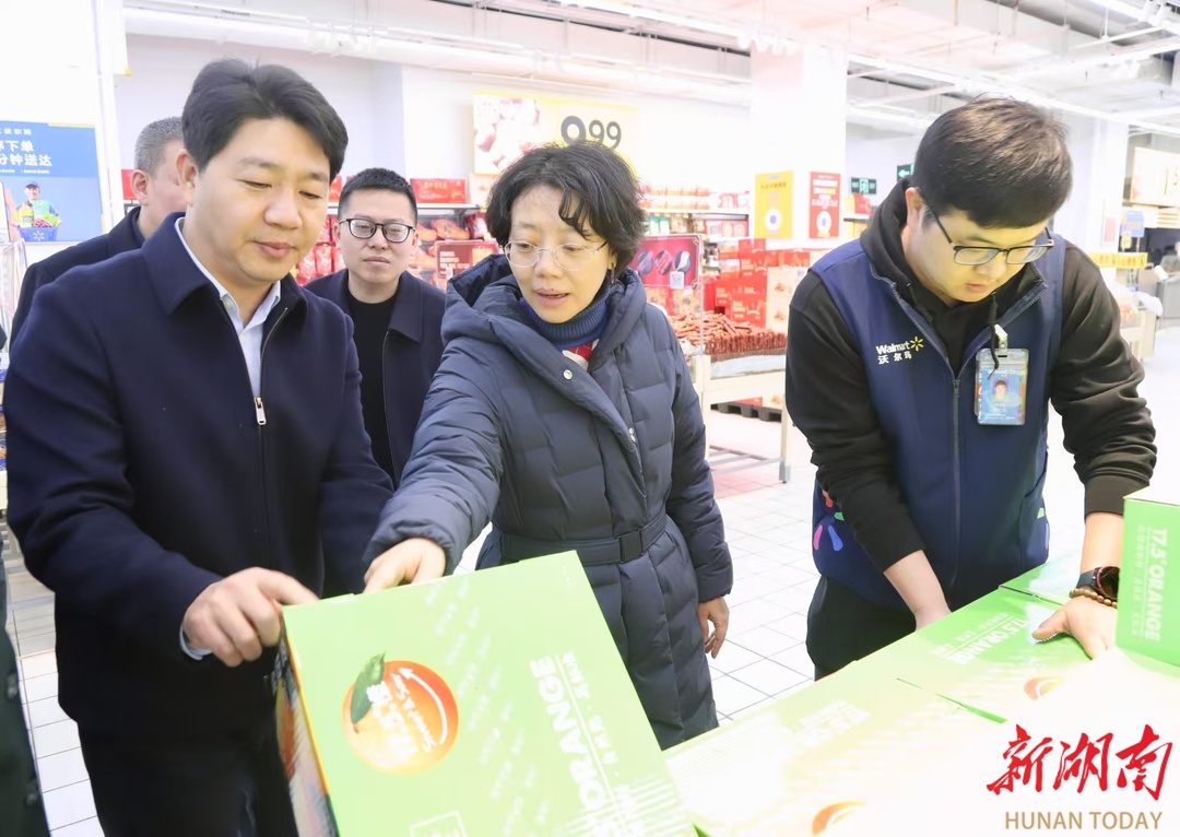 程蓓在邵阳市区督导元旦春节期间保供稳价、提振消费等重点工作