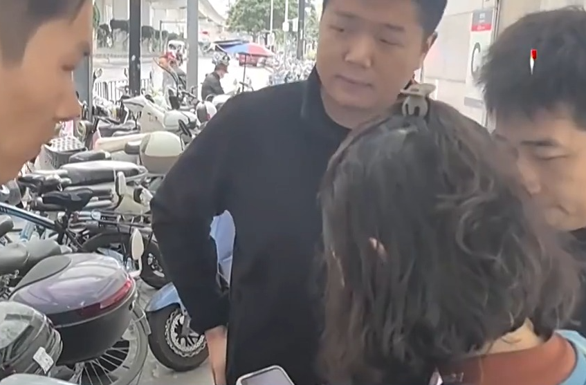 诈骗手法翻新，已有人中招！起底“邮寄黄金”背后的骗局