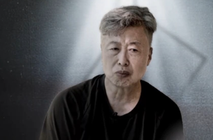 房子里专设夹层藏匿赃款！三甲医院院长收了2亿余元回扣