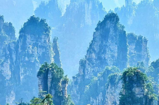 Hunan Aims to Improve Travel for Foreign Tourists