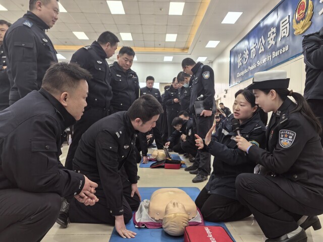 医警联动，双向奔赴！120国家急救日倡议活动在长沙交警支队举行