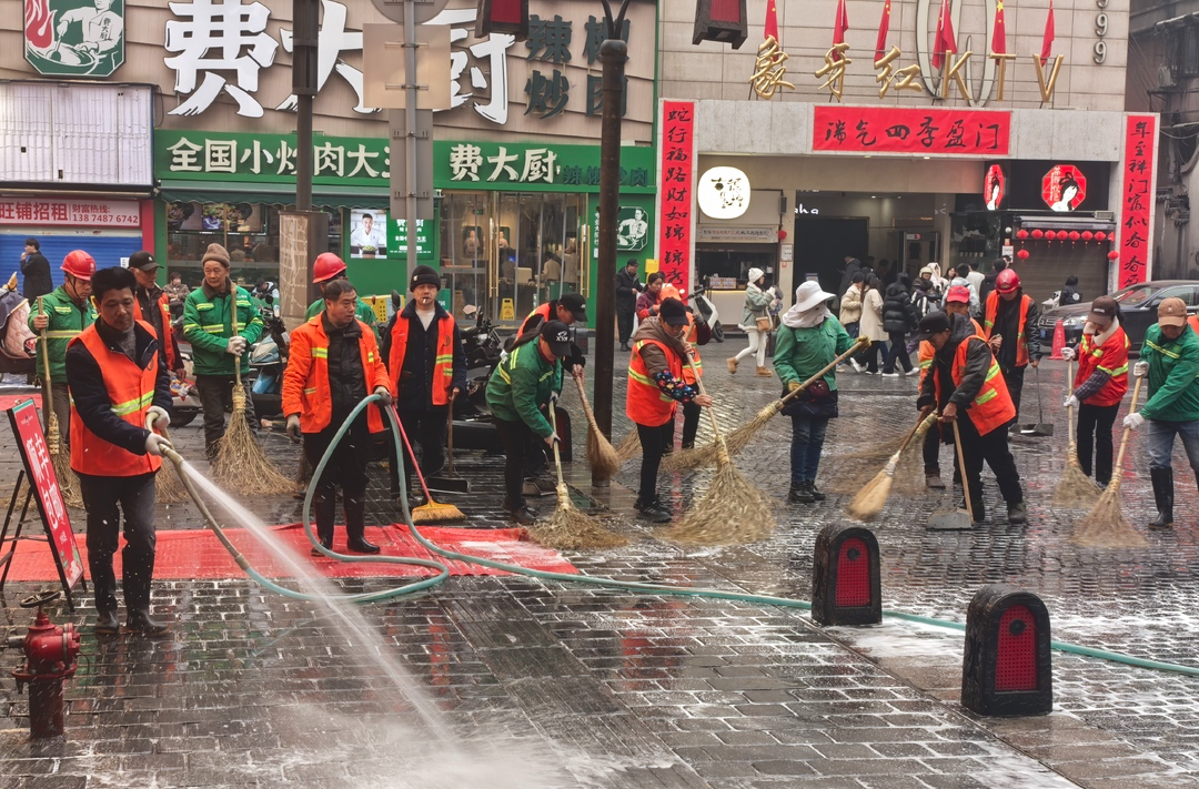 过年啦丨长沙开启“洗刷刷”模式，全城“大扫除”迎新年