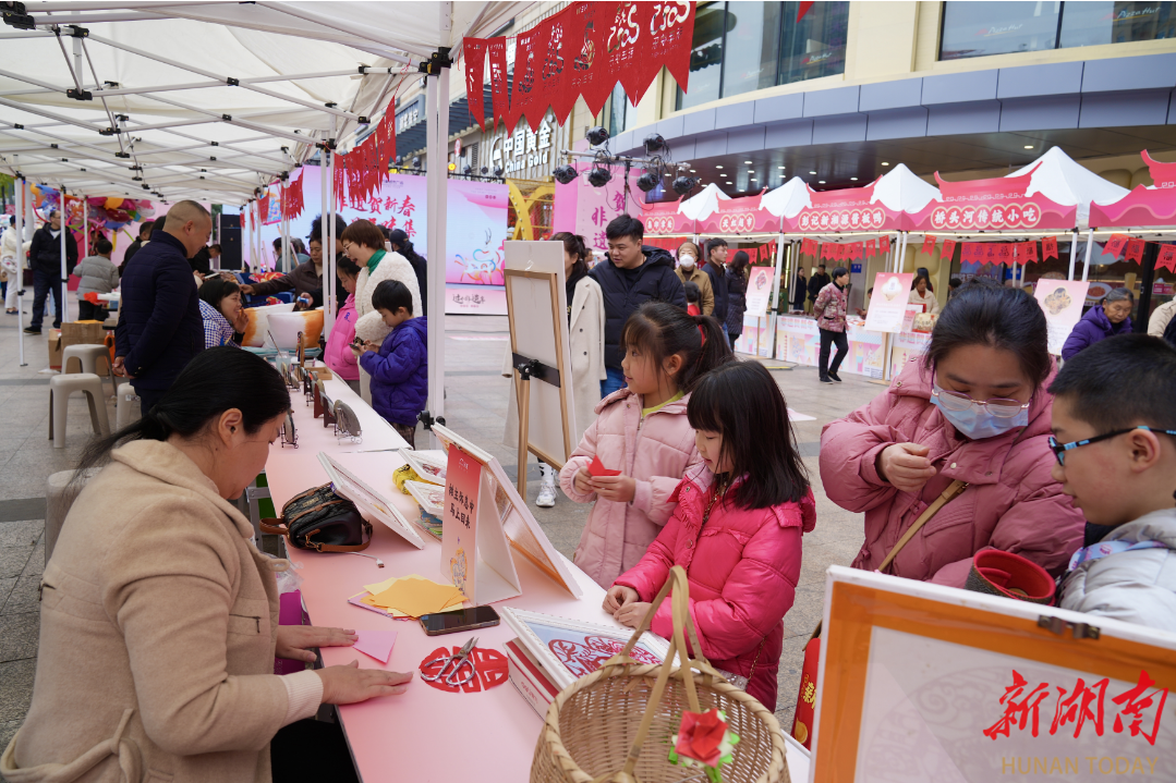 非遗贺新春 来娄星赶“年味”集市