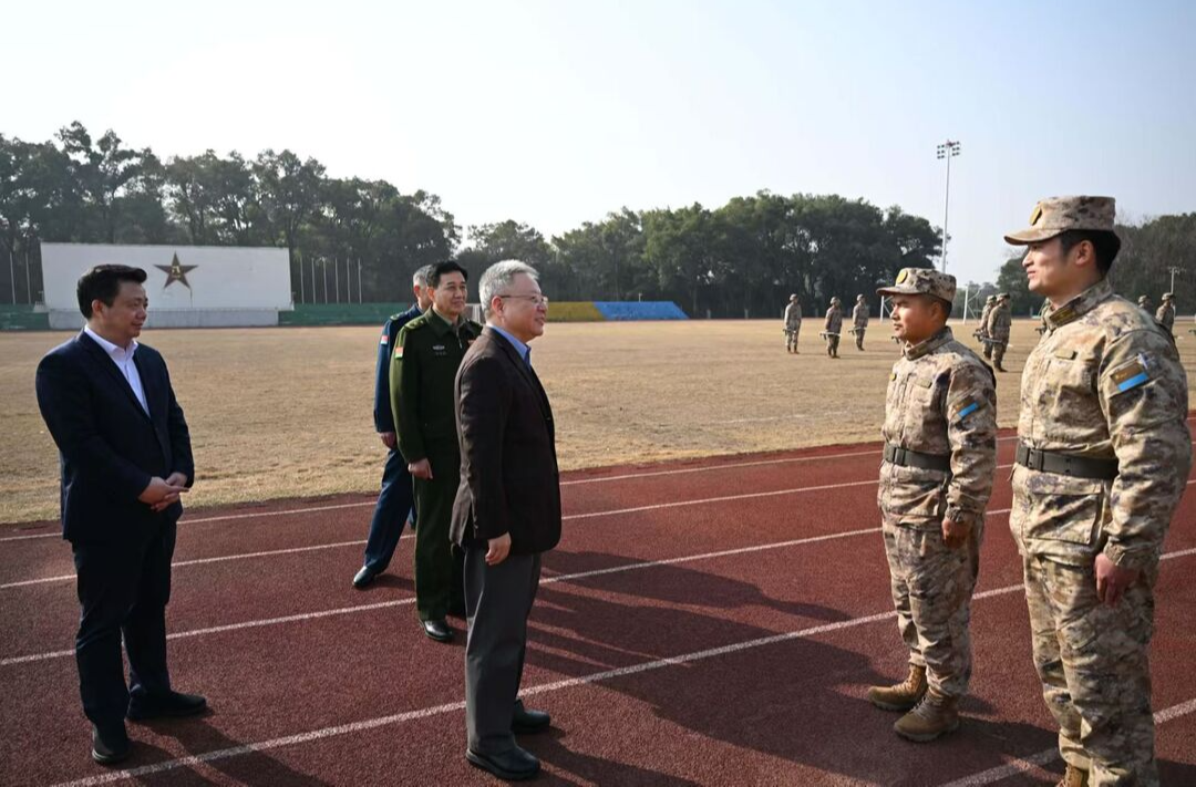 沈晓明毛伟明等省领导走访慰问驻湘部队官兵