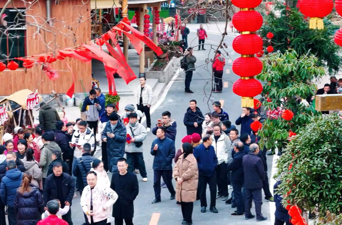 湘中年味·视频丨新化奉家镇年货飘年味，村民来代言