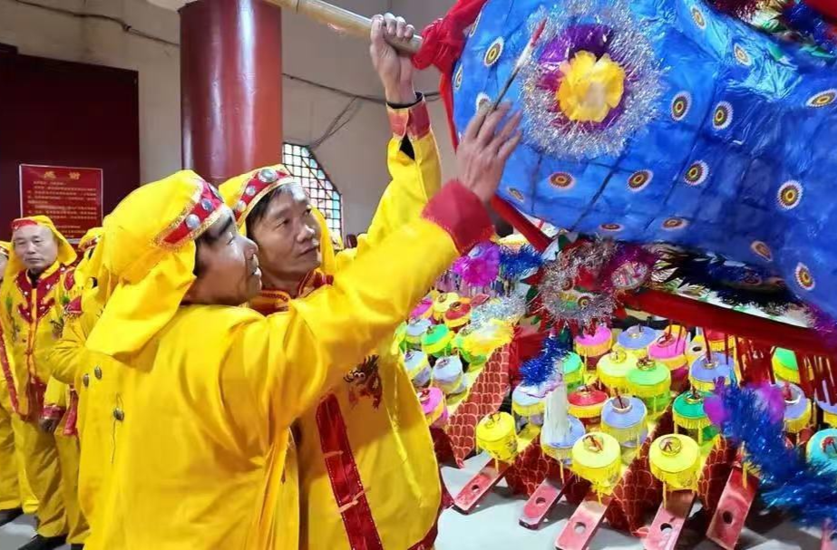 桃源九溪板龙灯，热闹庆新年！
