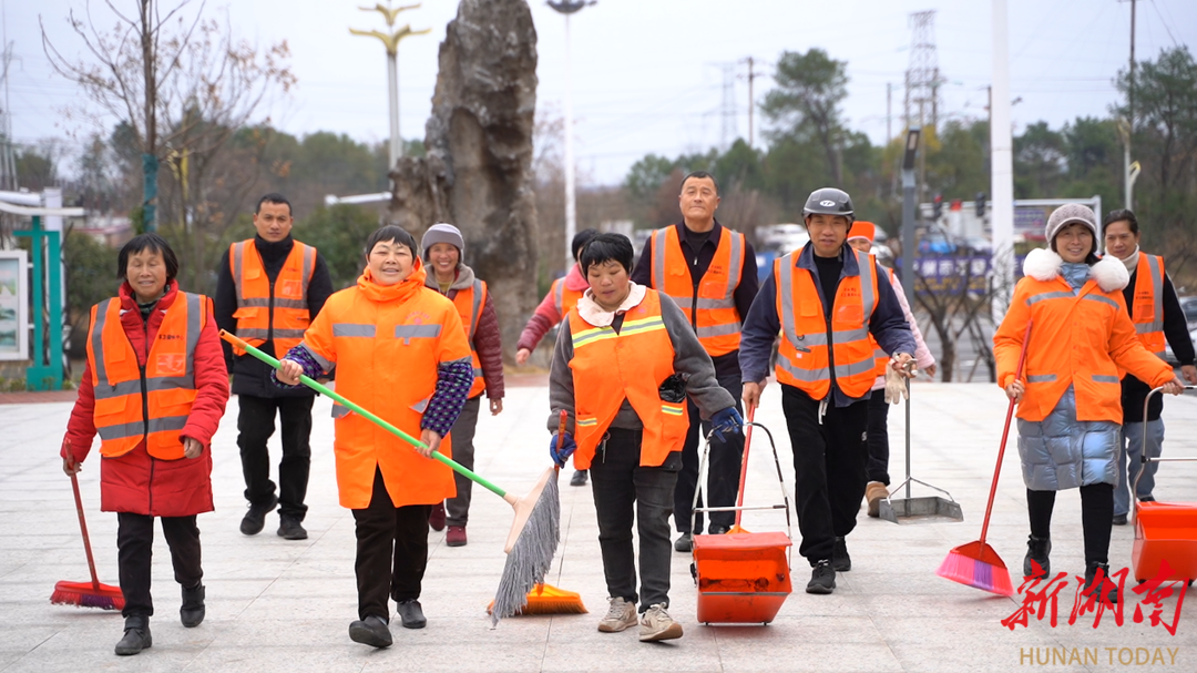 永州市冷水滩区：坚守岗位护“春洁” 环卫园林工作稳发力
