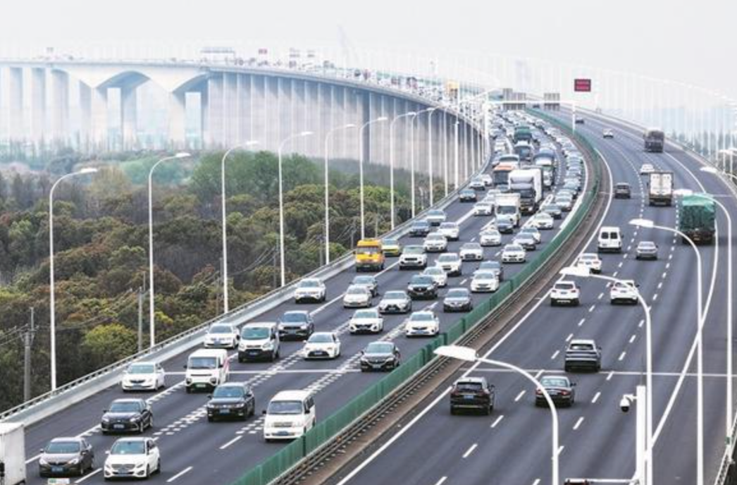 春节假期第五天全国道路交通总体平稳