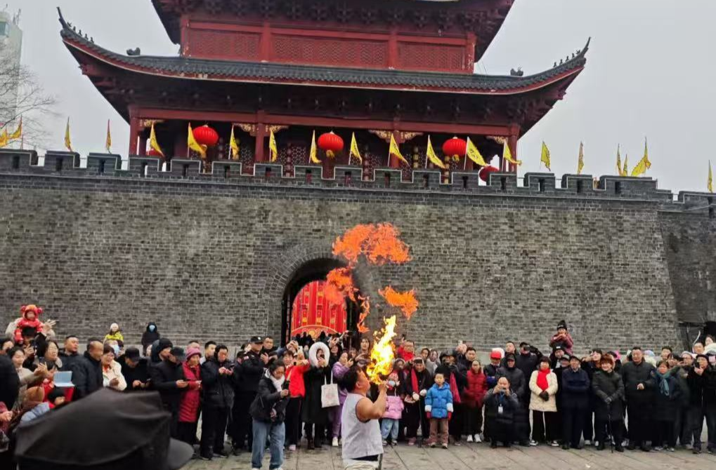 湘风楚韵好韵味！岳阳新春庙会上演“非遗”大集