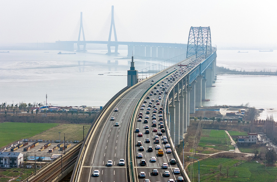 2月3日全国道路交通总体平稳，4日交通流量将持续高位运行