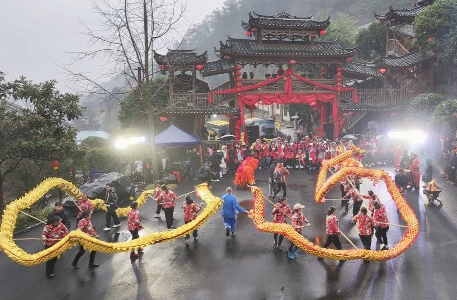 欢欢喜喜过大年｜164.8万人次！张家界“土家年”嗨遍春节