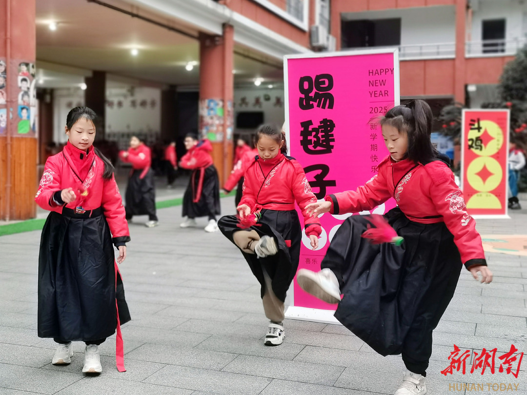 雨花区长塘里小学：花式游戏打造活力四射的十五分钟课间