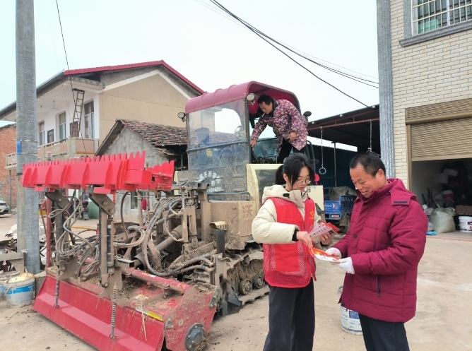 沅江市：“对象+内容”精准普法基层行