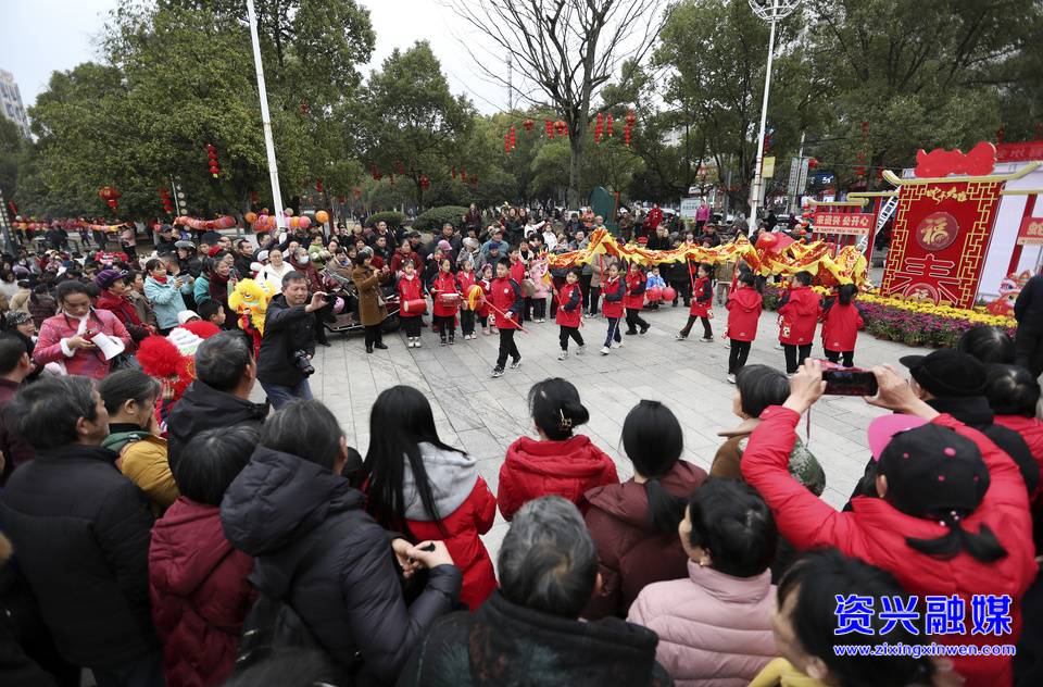 非遗添年味 蛇舞兆丰年